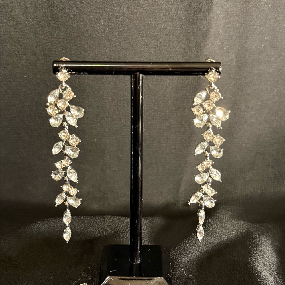 Elegant Silver Drop Earrings with Clear Stones NWOT